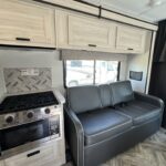 2023 FOREST RIVER SUNSEEKER 2860DS full