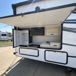 2023 FOREST RIVER SUNSEEKER 2860DS full