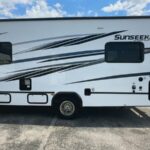 2024 FOREST RIVER SUNSEEKER 2950LE full