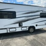 2024 FOREST RIVER SUNSEEKER 2950LE full