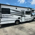 2024 FOREST RIVER SUNSEEKER 2950LE full