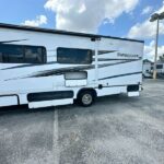 2024 FOREST RIVER SUNSEEKER 2550DSLE full