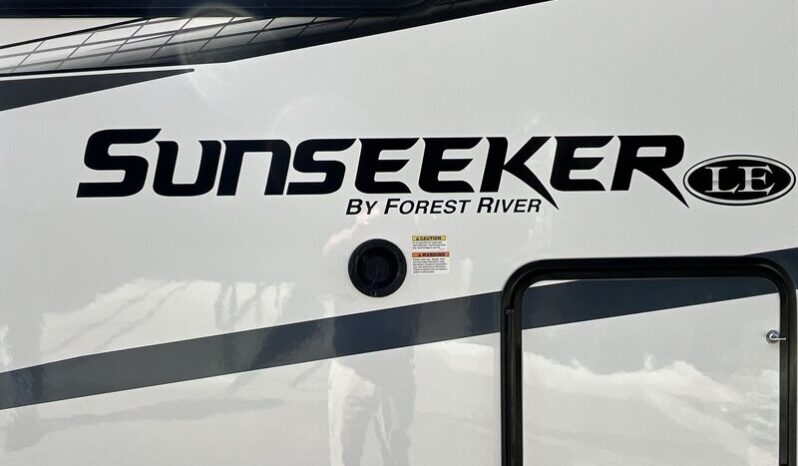 
								2024 Forest River Sunseeker 2850SLE full									