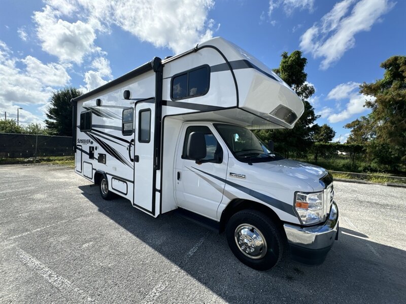 2023 FOREST RIVER SUNSEEKER 2350LE