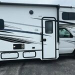 2024 Forest River Sunseeker 2550DSLE full