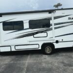 2024 Forest River Sunseeker 2550DSLE full