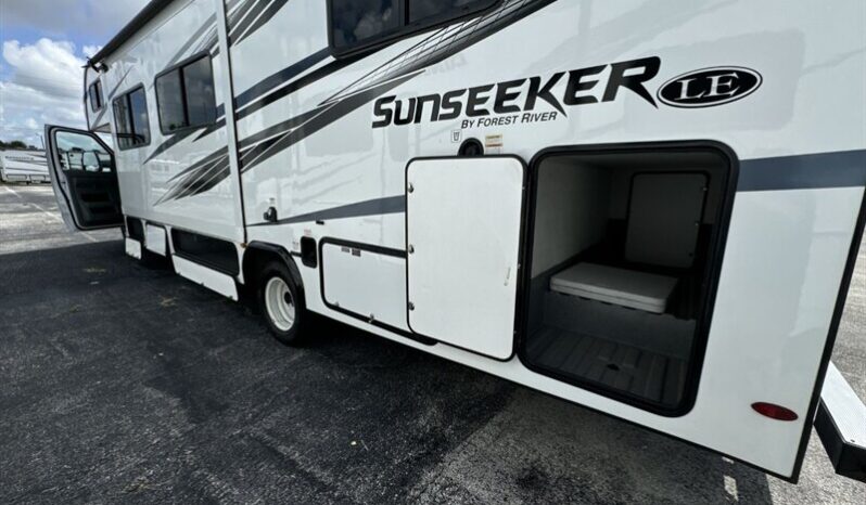 
								2023 Forest River Sunseeker 2850SLE full									