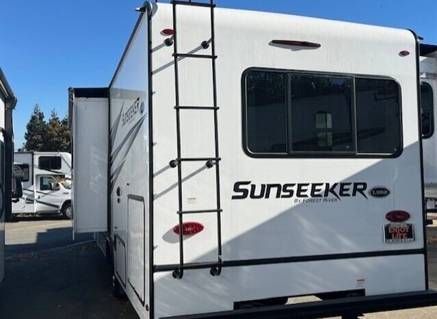 
								2024 Forest River Sunseeker 3010DS full									