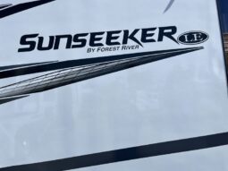 
										2023 Forest River Sunseeker 2550DSLE full									