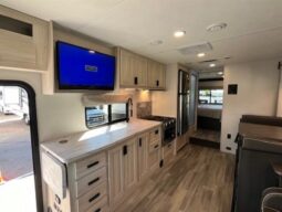 
										2024 Forest River Sunseeker 3010 full									