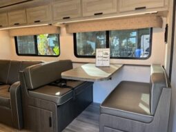 
										2024 Forest River Sunseeker 2550DSLE full									