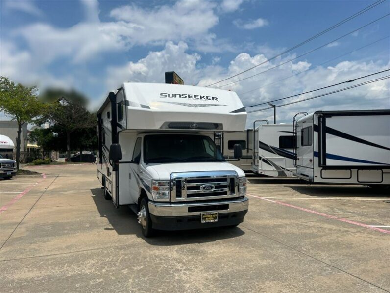 2024 Forest River Sunseeker 2550DSLE