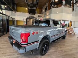 
										2019 Ford F-150 LARIAT full									