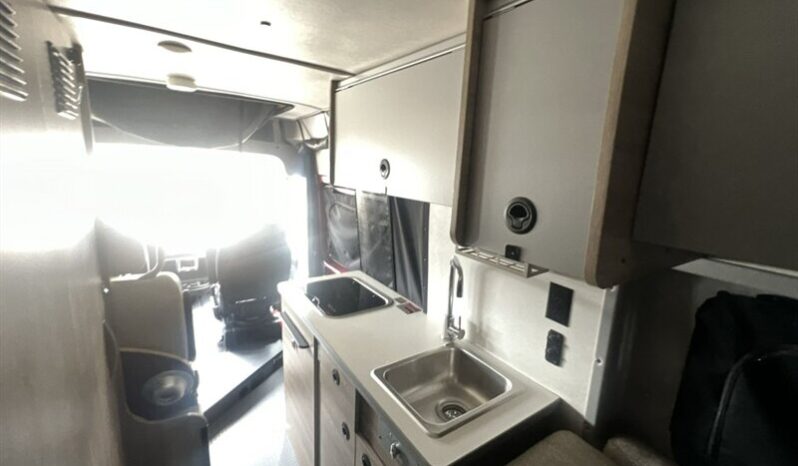 
								2023 Winnebago Solis 59PX full									