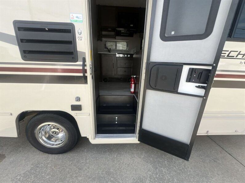 
								2023 Coachmen Leprechaun 230CB full									