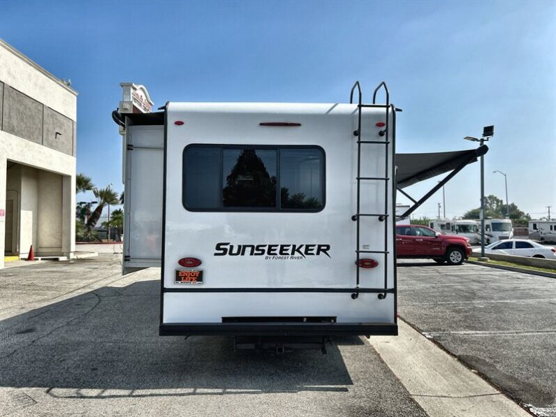 2023 Forest River Sunseeker 3270S