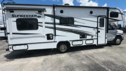 
										2024 Forest River Sunseeker 2550DSLE full									