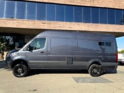 
										2023 Mercedes-Benz Sprinter Class B Conversion 2500 full									