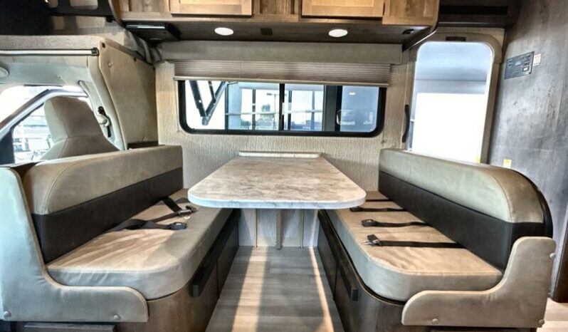 
								2022 Coachmen Leprechaun 230CB full									