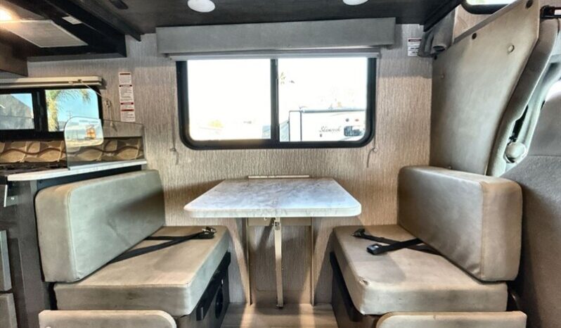 
								2022 Coachmen Leprechaun 230CB full									