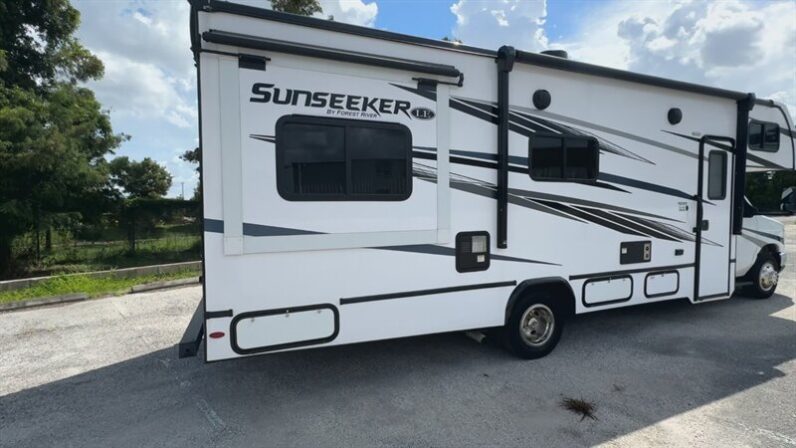 2024 Forest River Sunseeker 2550DSLE