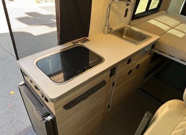 
								2023 Winnebago Solis 59PX full									