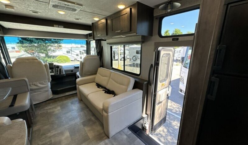 
								2023 Coachmen Pursuit 31BH full									