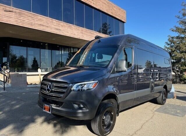 
								2023 Mercedes-Benz Sprinter Class B Conversion 2500 full									