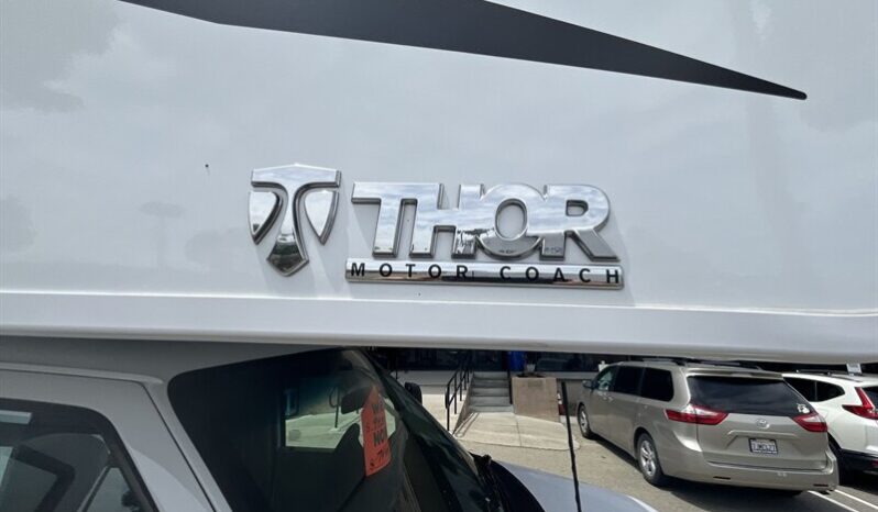 
								2024 Thor Four Winds 22E full									