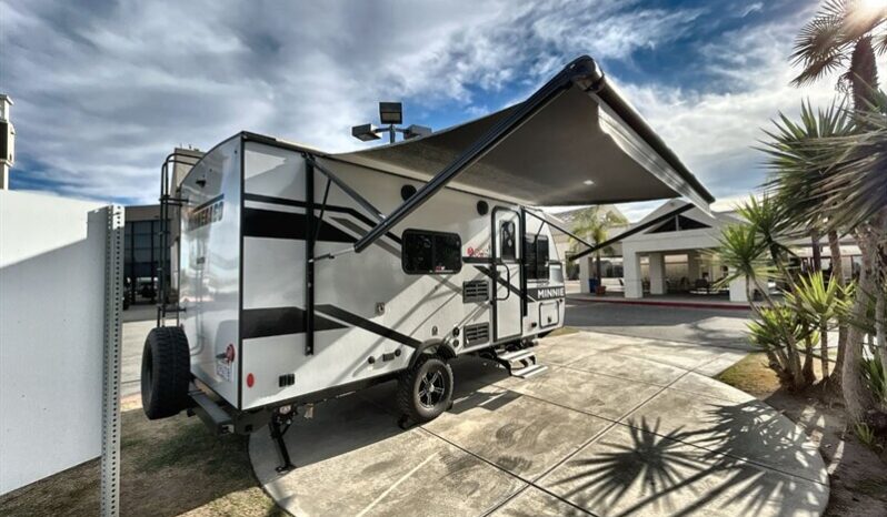 
								2024 Winnebago Micro Minnie 1700 full									