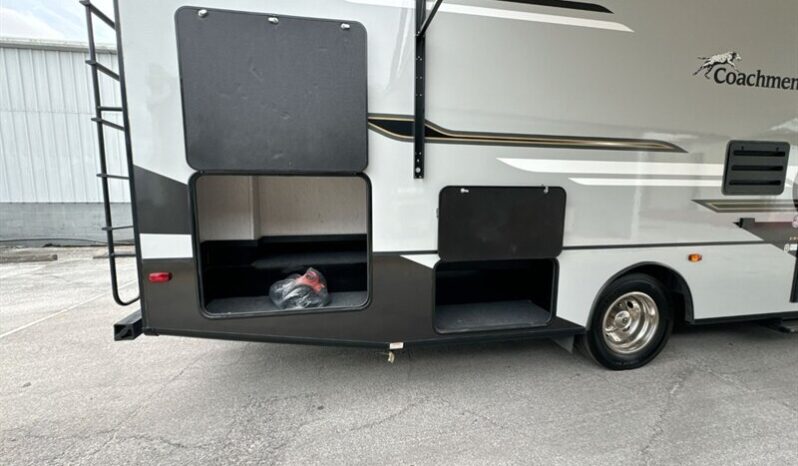 
								2024 Coachmen Pursuit 31BH full									