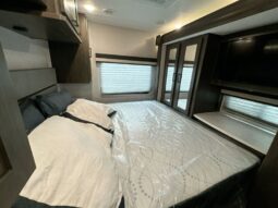 
										2024 Coachmen Pursuit 31BH full									