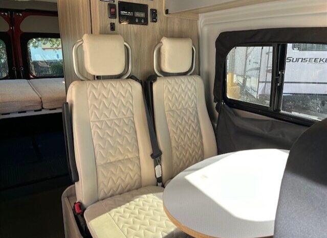 
								2023 Winnebago Solis 59PX full									