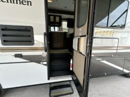 
										2024 Coachmen Pursuit 31BH full									