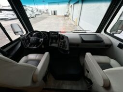 
										2024 Coachmen Pursuit 31BH full									