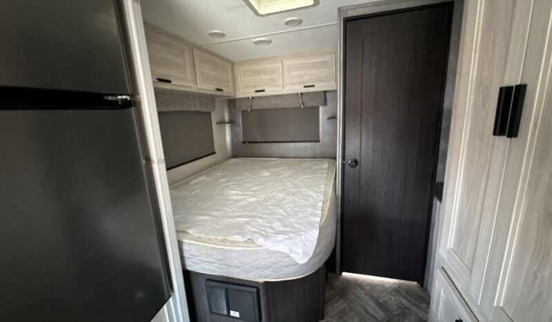 
								2023 Forest River Sunseeker 2350LE full									