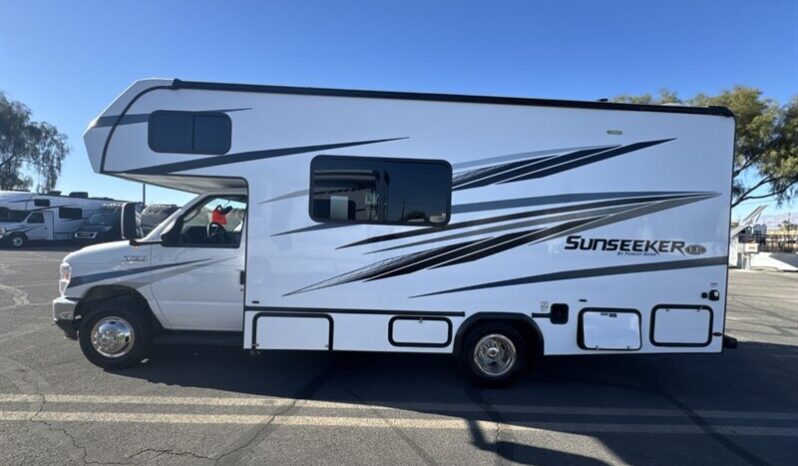 
								2023 Forest River Sunseeker 2350LE full									