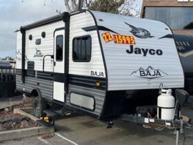 2022 JAYCO JAY FLIGHT BAJA M-174BH