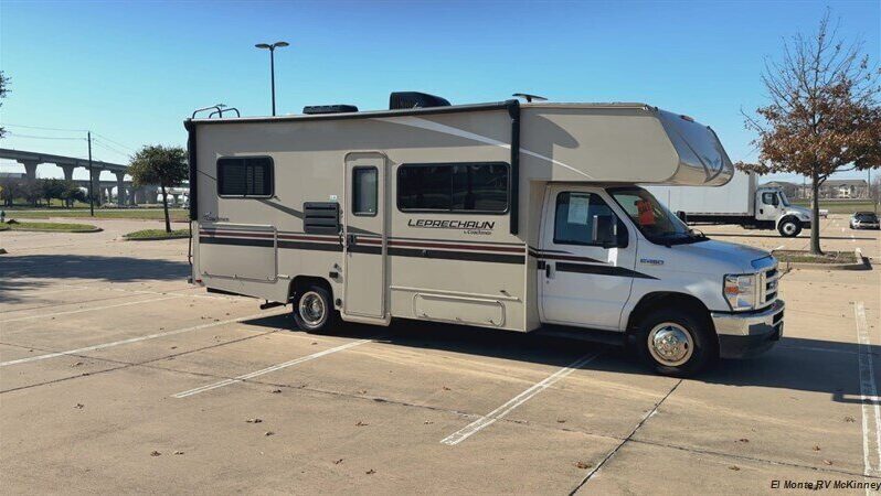 
								2023 Coachmen Leprechaun 230CB full									