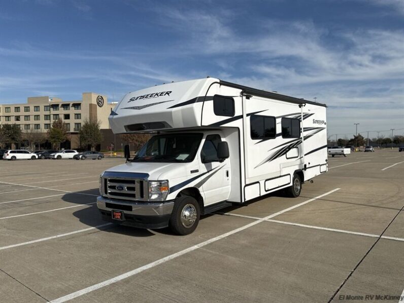 2024 Forest River Sunseeker 2550DSLE