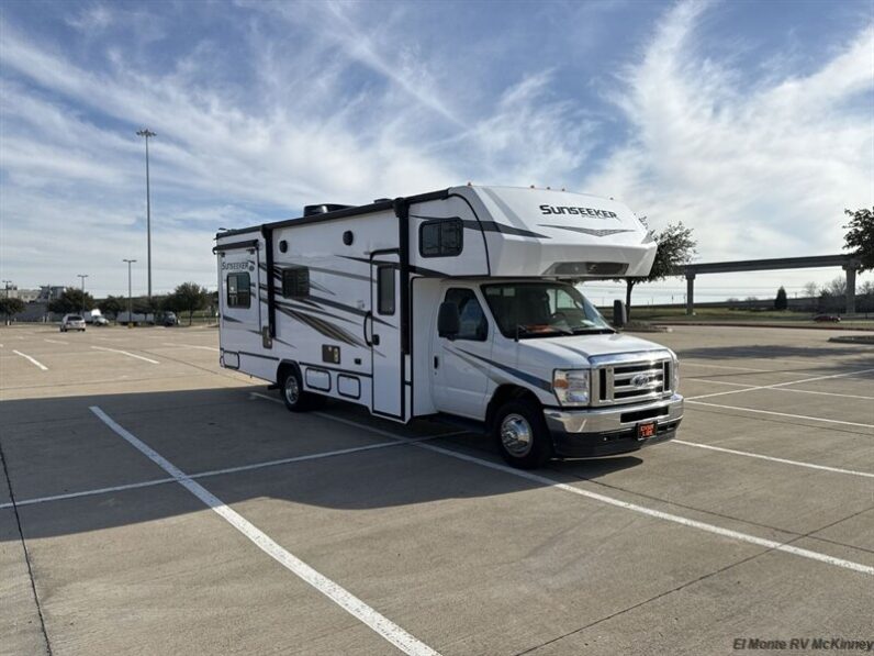 2024 Forest River Sunseeker 2550DSLE