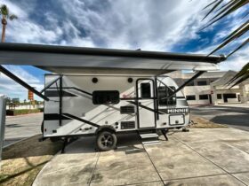 2024 Winnebago Micro Minnie 1700