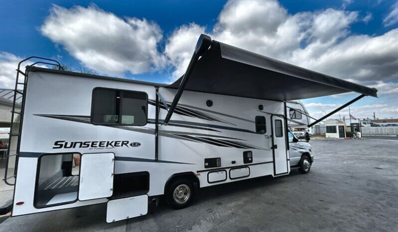 
								2024 Forest River Sunseeker 2850SLE full									