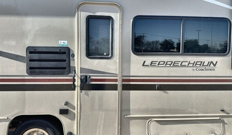 
								2023 Coachmen Leprechaun 230CB full									