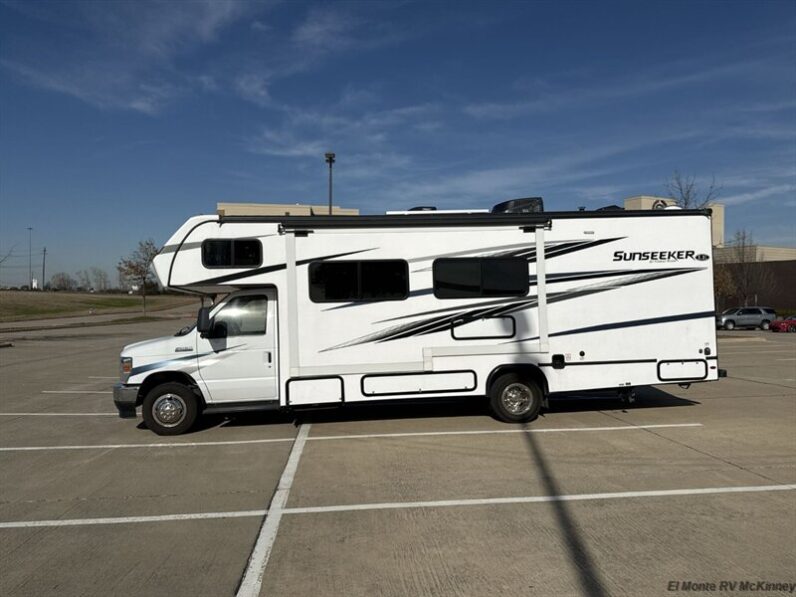 2024 Forest River Sunseeker 2550DSLE