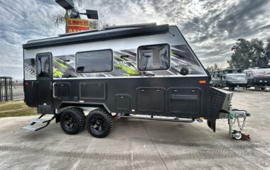 2025 MDC XT17HRT FAMILY 25FT