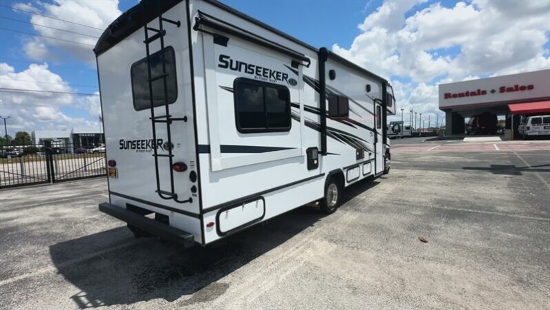 2024 Forest River Sunseeker 2550DSLE
