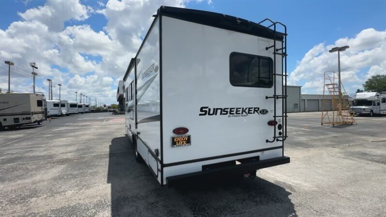 2024 Forest River Sunseeker 2550DSLE