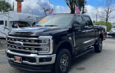 2024 Ford F-350 Super Duty LARIAT
