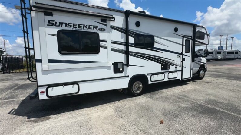 2024 Forest River Sunseeker 2550DSLE